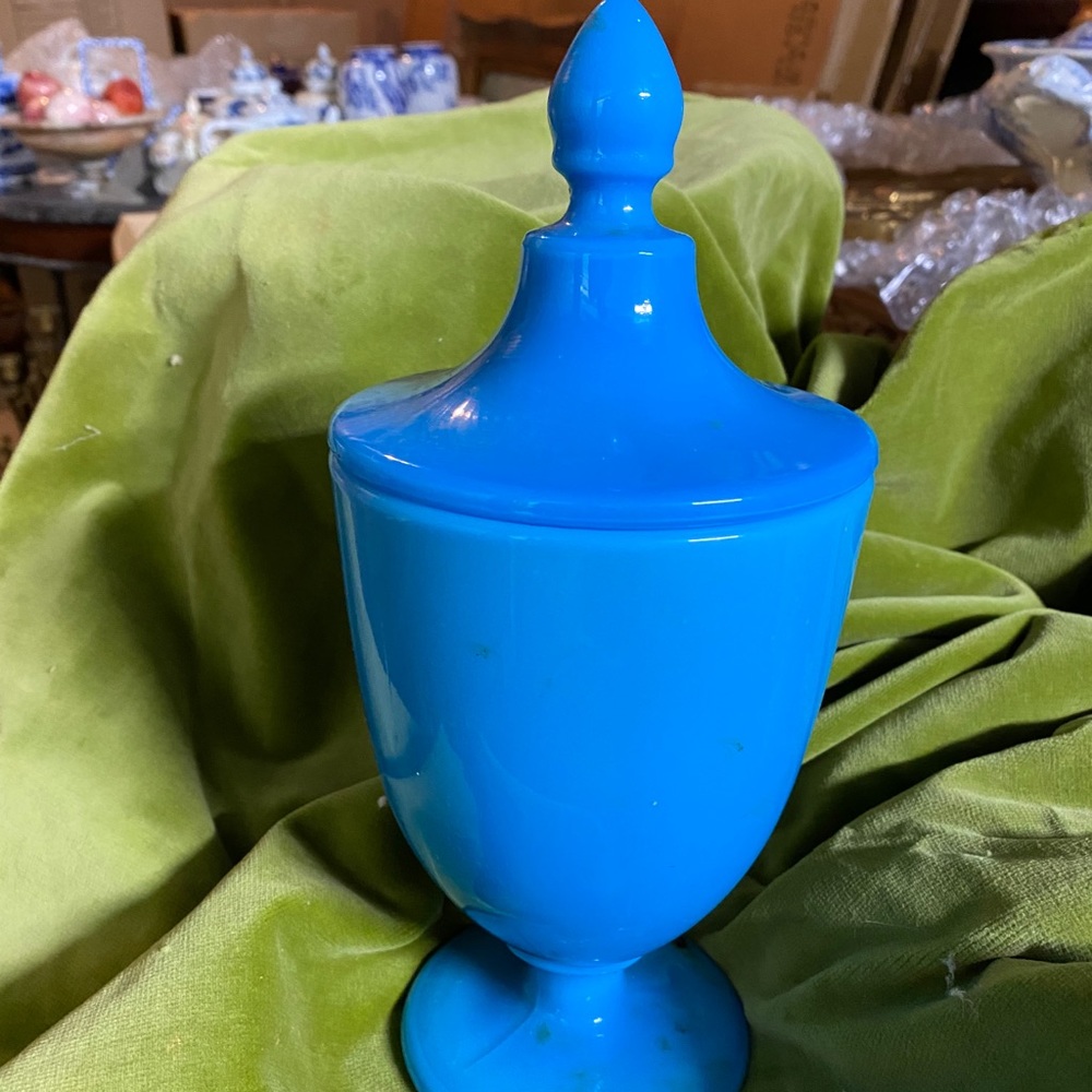 Vase blue milk glass